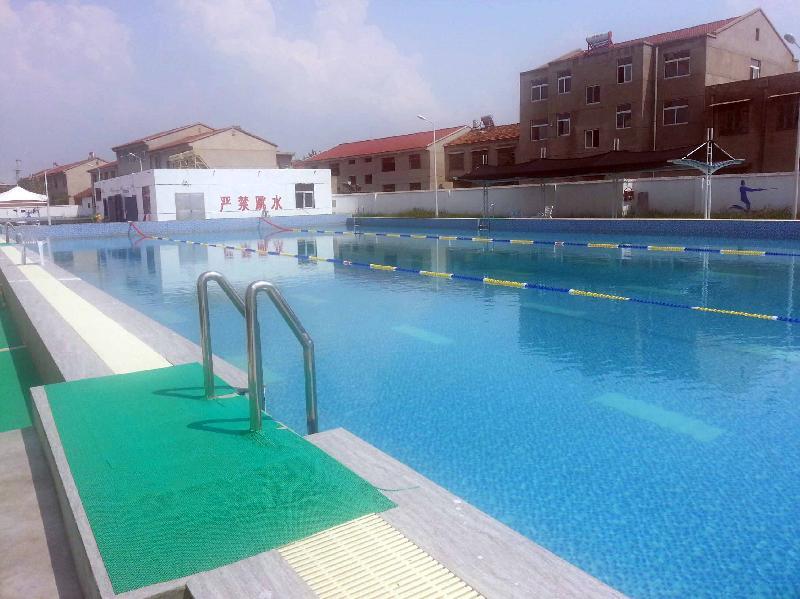 武漢恒溫游泳池水處理的方法是什么呢